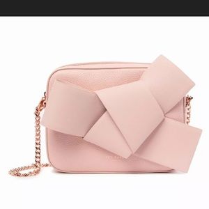 Ted Baker Ammelia Giant Knot Camera Bag - Pink